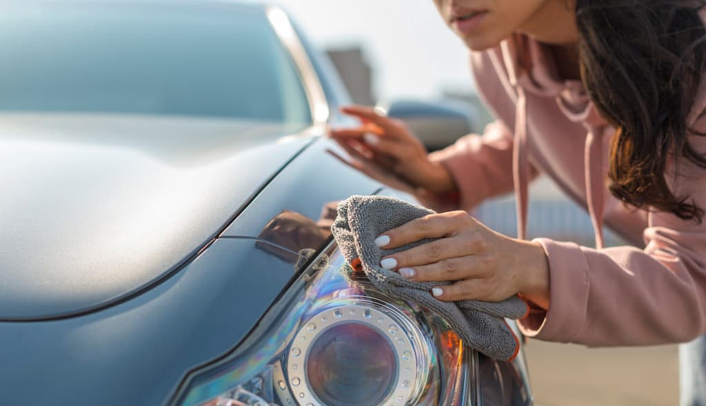 repara pintura de coche dañada por sol